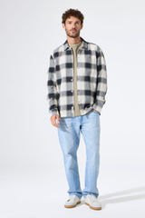 Chemise à carreaux