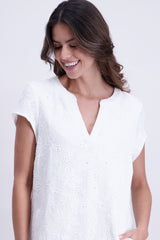 Robe unie avec broderie