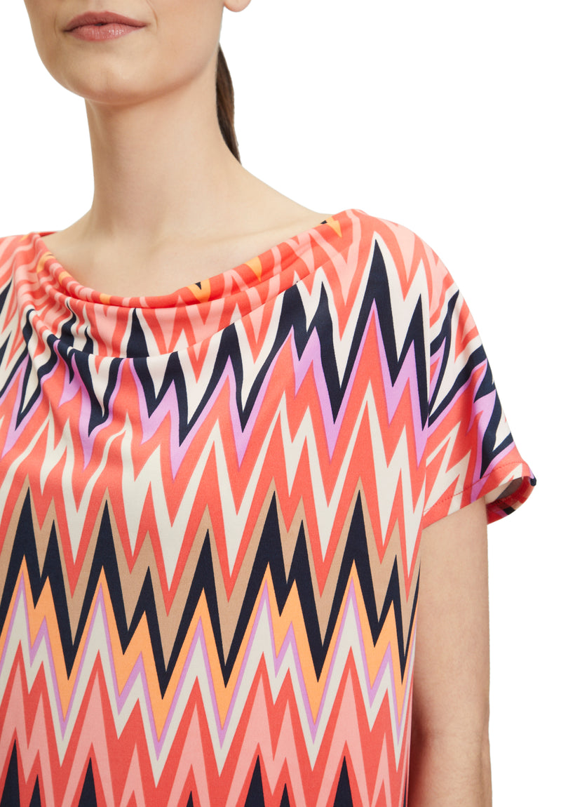 Top motif zigzag