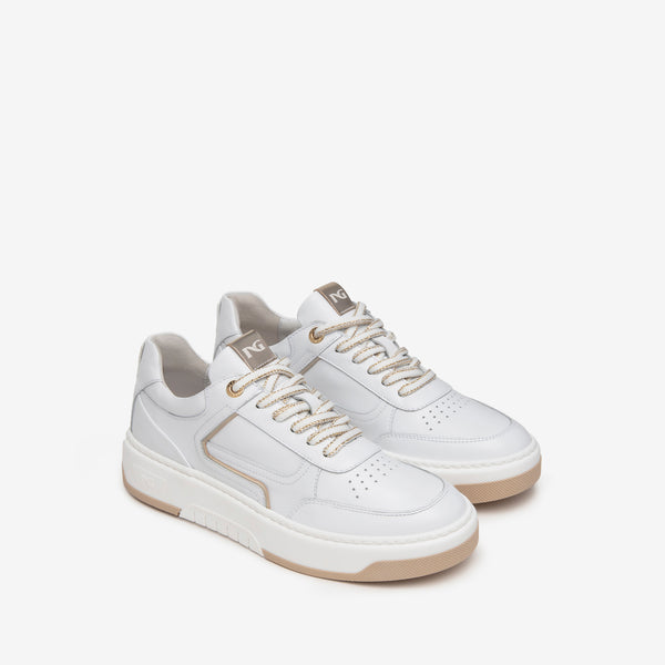 Baskets en cuir blanc