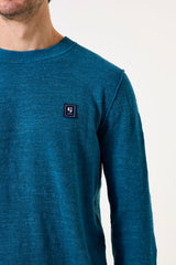 Pull bleu