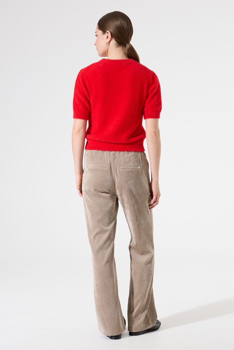 Pull rouge