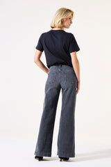 Tee-shirt gris foncé