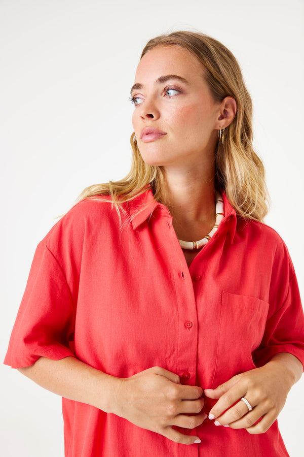 Chemise rouge