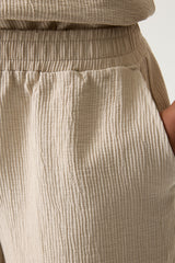 Short beige